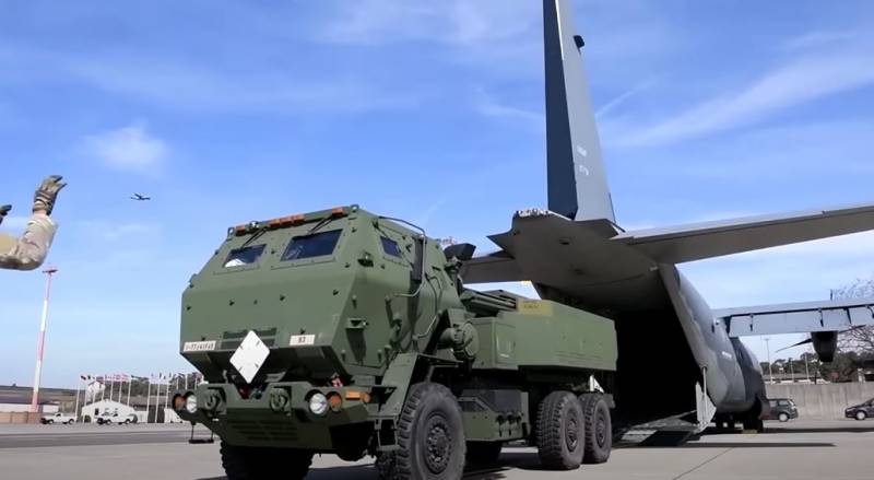 Οι Ηνωμένες Πολιτείες θα επεξεργαστούν την "ταχεία ανάπτυξη" του MLRS HIMARS στο έδαφος της Λετονίας