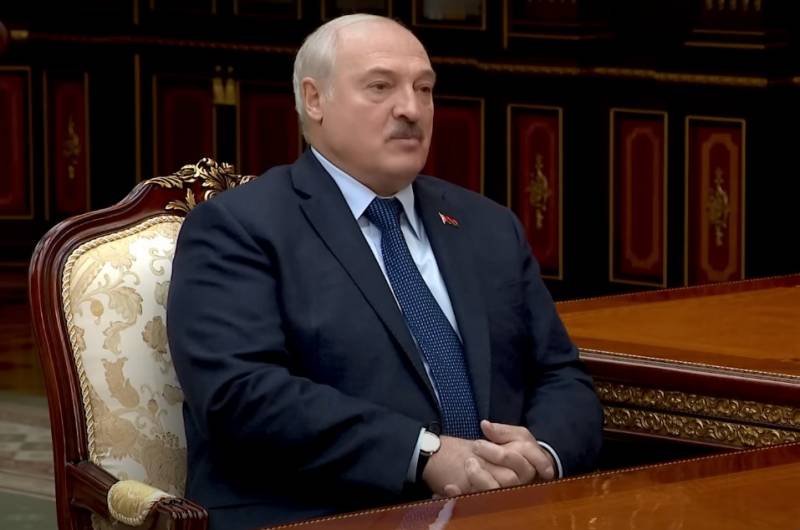 Lukashenko: Rusia sing mlayu ing luar negeri saka mobilisasi parsial bakal bali