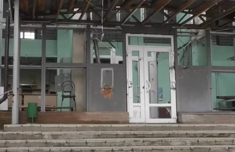 Украинские власти призвали жителей Изюма покинуть город, так как не могут обеспечить его жизнедеятельность в осенне-зимний период