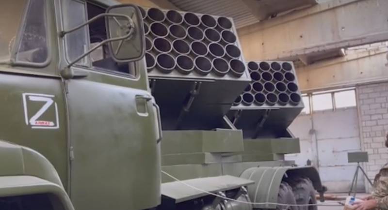کار Cheburashka MLRS برای از بین بردن شبه نظامیان پنهان شده در جنگل نشان داده شده است