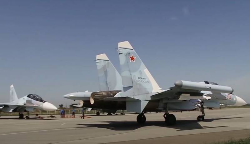 В Киеве заявили о переброске российских истребителей Су-30СМ в Белоруссию