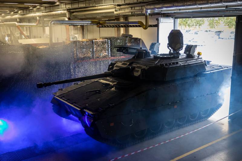 The Netherlands received the first modernized infantry fighting vehicle CV9035NL Mk III