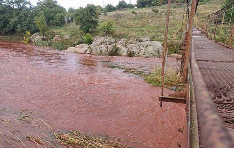 O terceiro ataque às estruturas hidráulicas em Krivoy Rog anulou todo o trabalho de restauração realizado pelo inimigo