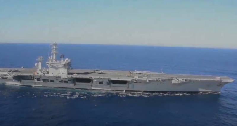 Laksamana Rear Amerika: Angkatan Laut AS ora duwe dana anggaran sing cukup kanggo nindakake perang ing rong arah