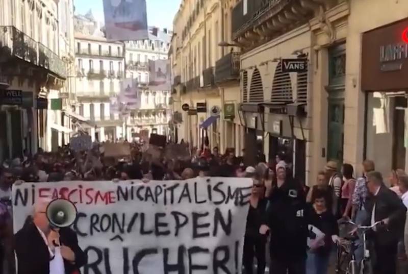 Сообщения о массовых протестах в Париже местные СМИ объявили российской пропагандой