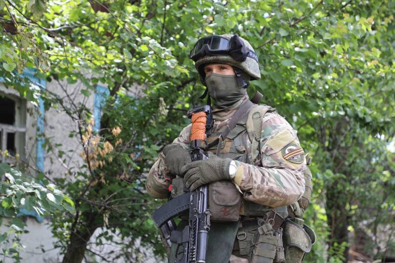 Státní duma zváží možnost vyslání mobilizovaných bývalých bojovníků OMON a SOBR do jednotek Národní gardy