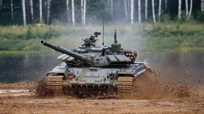 Немецкий колумнист попытался высмеять соревнования по танковому биатлону на играх АрМИ-2022 в России