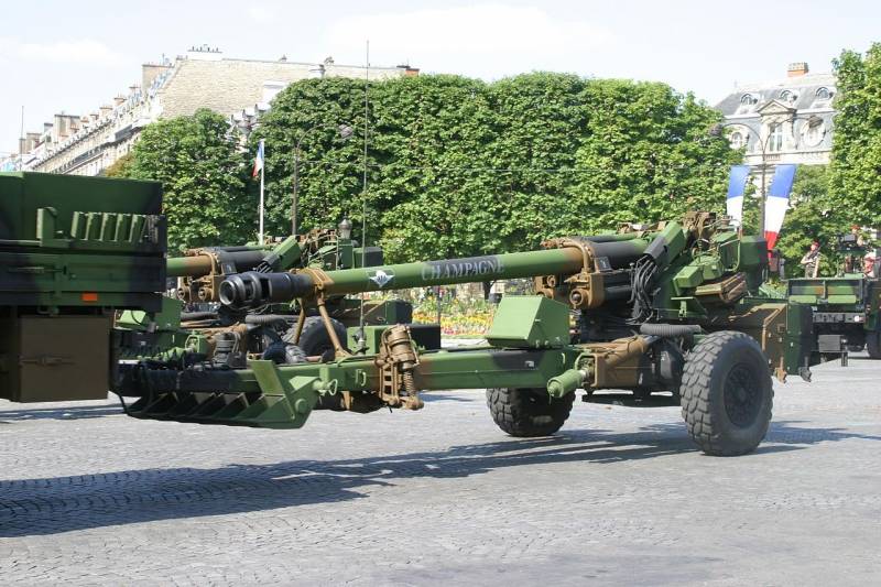 Bantuan kanggo dhuwit. howitzer Perancis TRF1 kanggo Ukraina