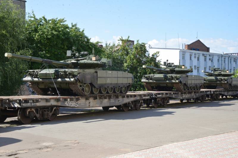 Omsktransmash handed over to the military ahead of schedule a large batch of modernized T-80BVM tanks