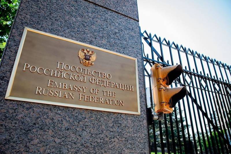 Rysk ambassadör i USA: Vapenleveranser till Kiev säkrar Washingtons status som deltagare i konflikten