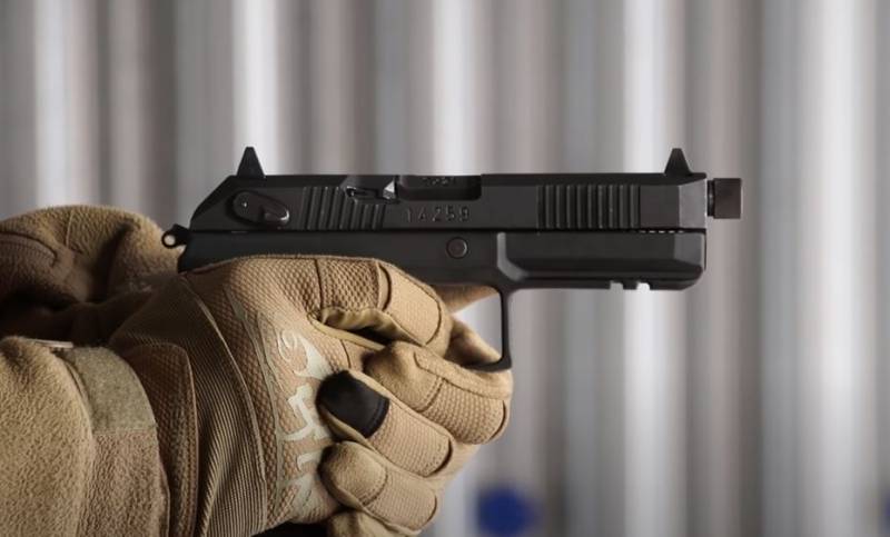 为了国防部的利益，将开始大规模生产手枪“Udav”9X21 mm的时间命名为
