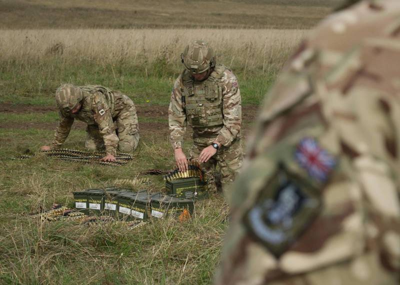 Britannia laajentaa Ukrainan sotilaskoulutusohjelmaa