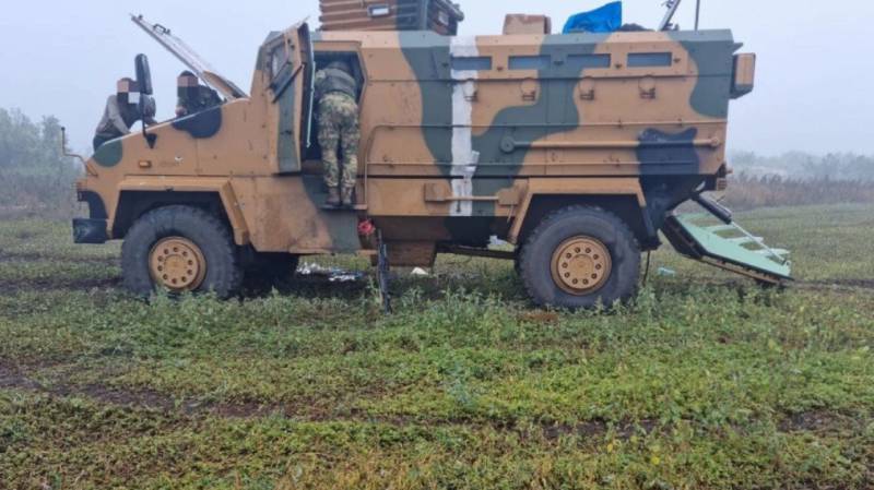 Em três tentativas ofensivas perto de Kherson, as Forças Armadas da Ucrânia usaram mais de uma dúzia de tipos de equipamentos pesados ​​estrangeiros