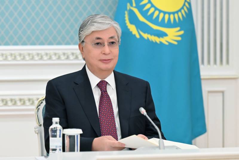 سياسي كازاخستاني: في يناير ، خلال الاضطرابات ، رفض توكاييف مغادرة البلاد