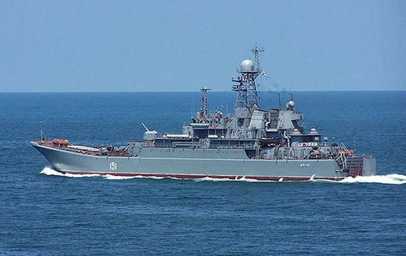 Komando operasional "Selatan" Angkatan Bersenjata Ukraina memperingatkan bahaya pendaratan oleh kapal pendarat amfibi Rusia