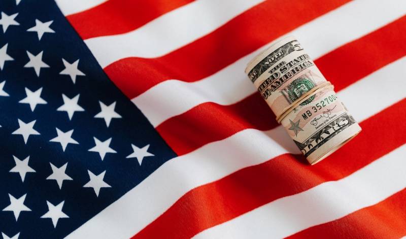 Американские эксперты: США в конечном итоге погрузятся в официальную рецессию в ближайшие несколько месяцев