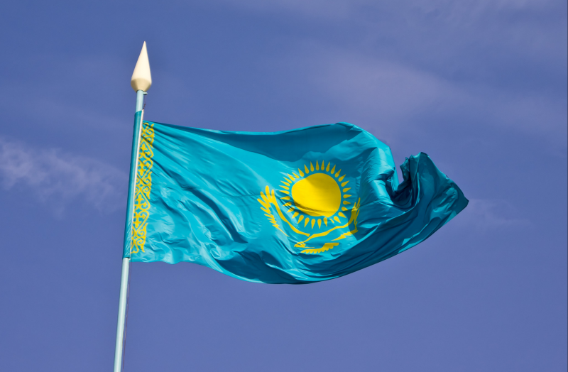 Kazakstan måste välja vägen till framtiden