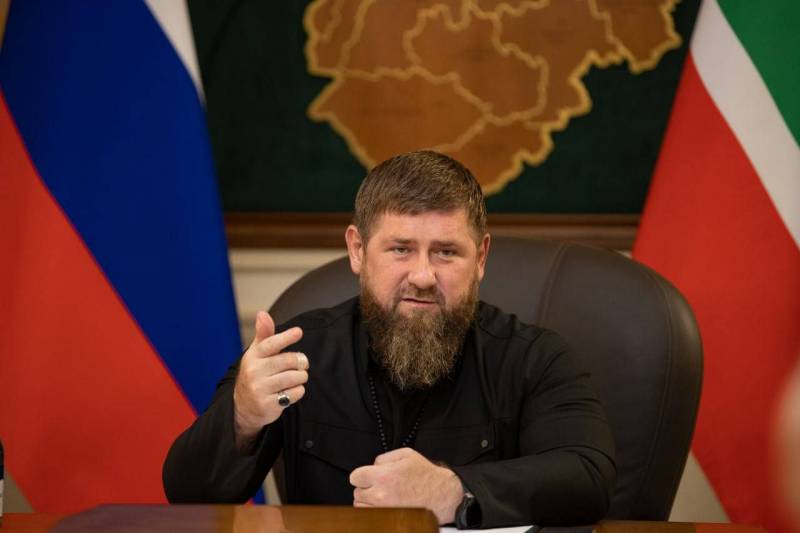 Kadyrov는 우크라이나 정권에 대해 날카로운 목소리로 키예프의 "명령 제공자"를 공격하겠다고 제안했습니다.