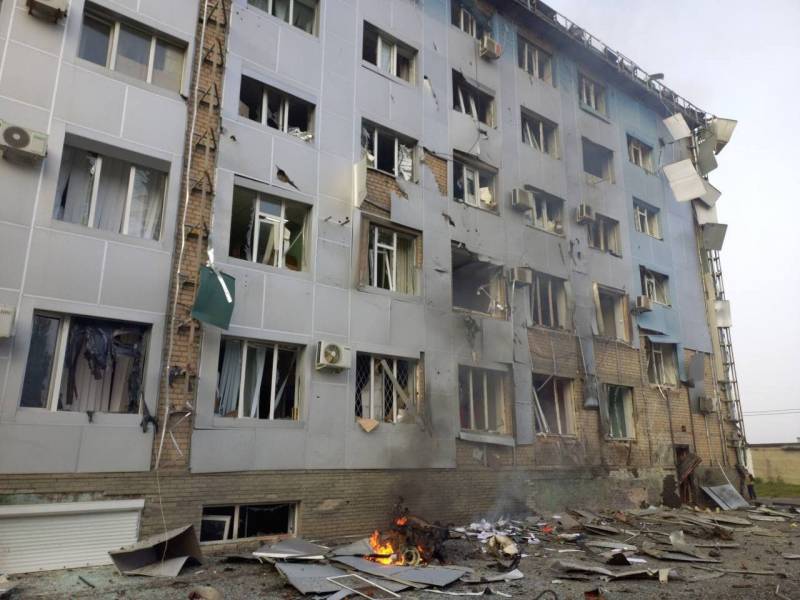 Ataque terrorista en Melitopol: los servicios especiales ucranianos volaron un automóvil cerca de la compañía de televisión "ZaTV"