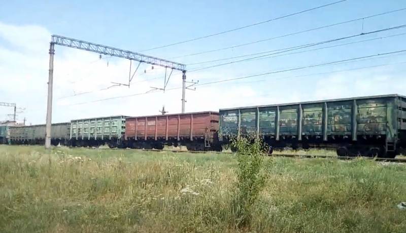 Amarga sepur mandheg ing Ukraina, lokomotif diesel cadangan ditarik saka depot