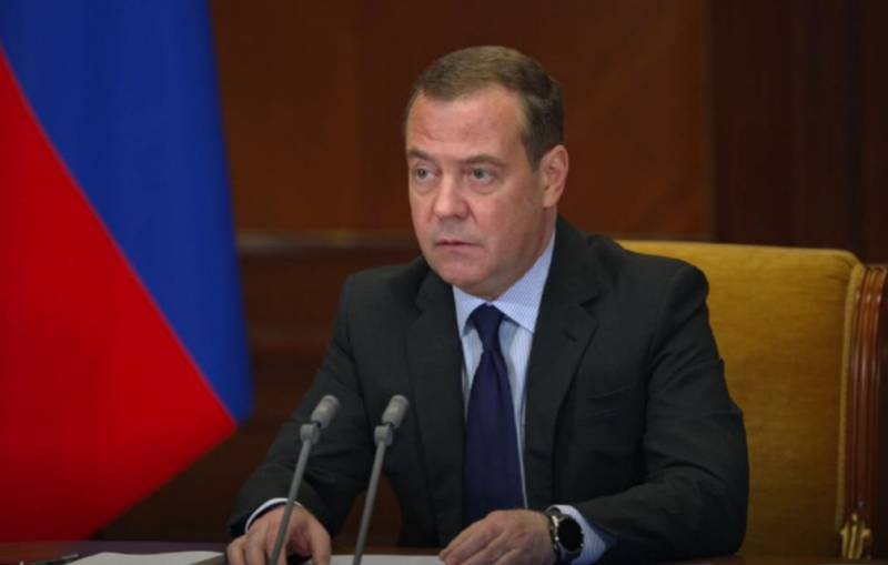 Dmitrij Medveděv odpovídal na otázky o moderním Rusku, za co bojujeme a v čem je naše síla
