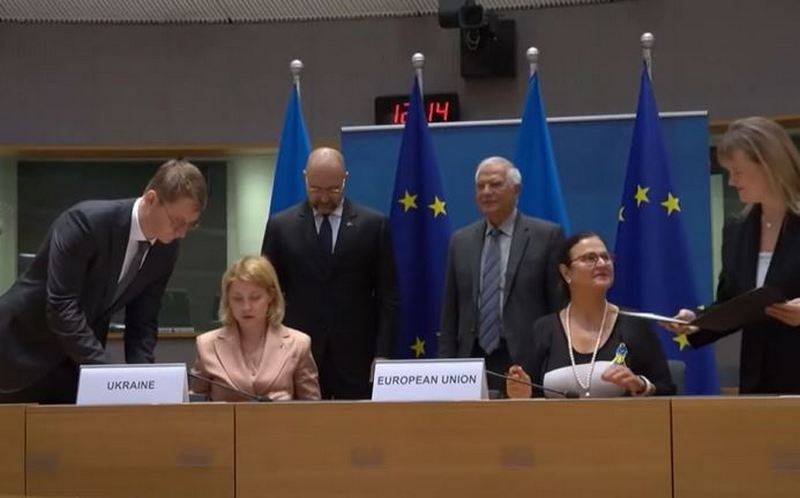 Il capo della diplomazia europea Borrell ha invitato l'UE a spendere ancora più soldi per sostenere l'Ucraina