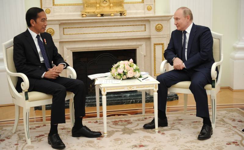 ইন্দোনেশিয়ার রাষ্ট্রপতি: রাশিয়ার রাষ্ট্রপতির সাথে টেলিফোন কথোপকথনের সময় আমি ধারণা পেয়েছি যে তিনি G20 সম্মেলনে আসবেন না