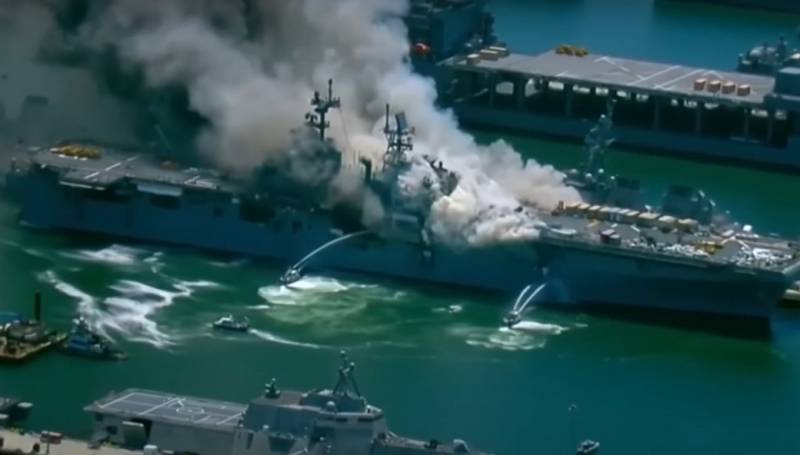 ВМС США опубликовали результаты дисциплинарного производства в отношении членов экипажа, уничтоженного пожаром УДК