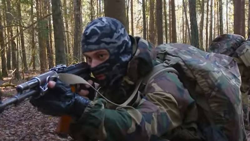 Ukrayna istihbaratı, Belarus'a ait SOF birimlerinin sınır bölgesine nakledildiğini tespit ettiğini açıkladı.