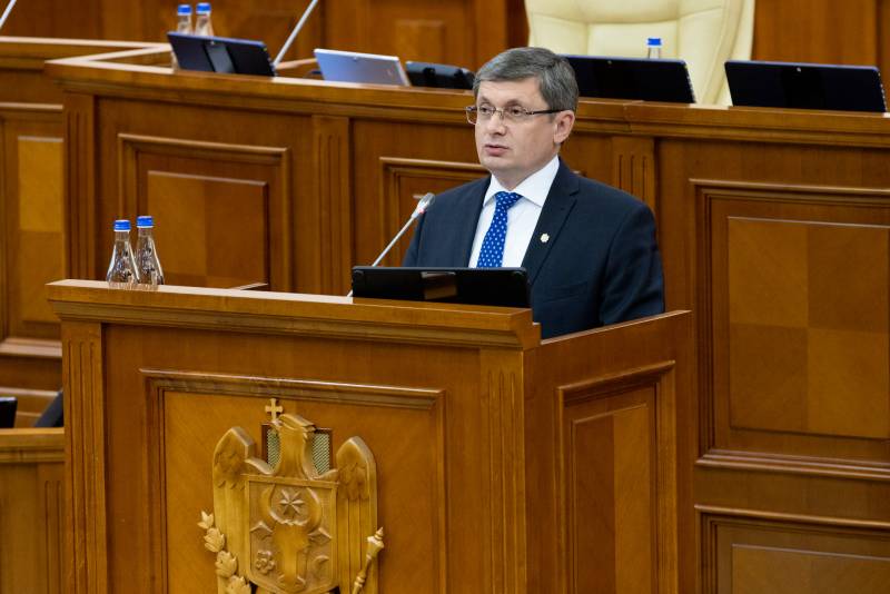 मोल्दोवा की संसद के अध्यक्ष: हमारे हवाई क्षेत्र की विश्वसनीय सुरक्षा सुनिश्चित करना आवश्यक है