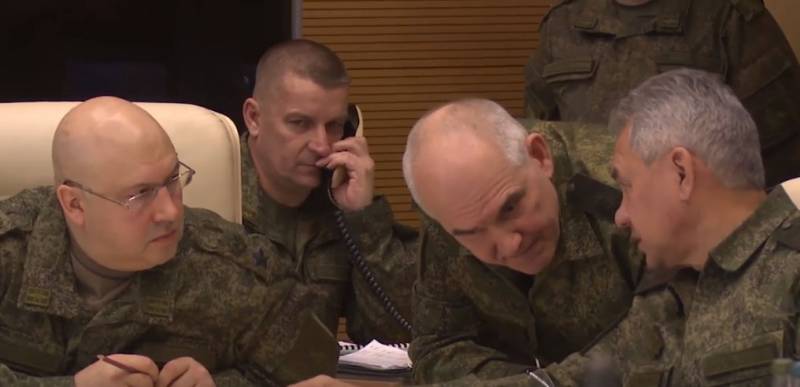 أبلغ قائد NMD الجنرال سوروفيكين وزير الدفاع عن الوضع في مختلف مناطق العملية الخاصة