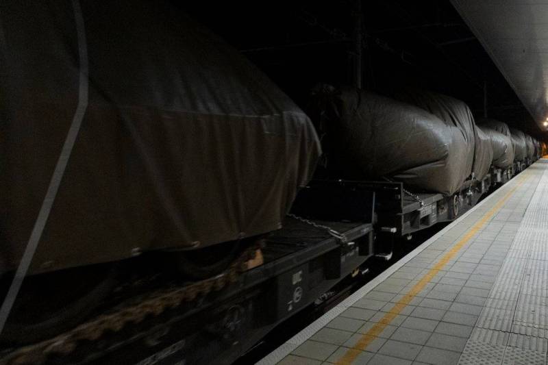احتمالاً M-55S روی سکوهای راه آهن. منبع: کانال تلگرام bmpd_cast