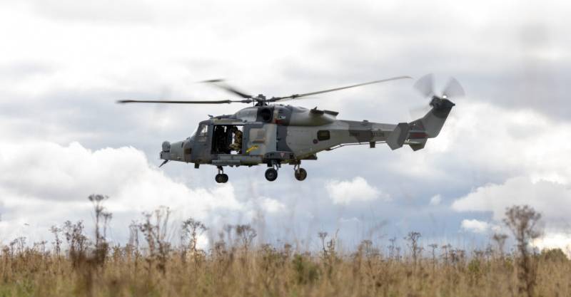 El ejército británico está probando nuevas capacidades de transmisión de datos en el helicóptero Wildcat