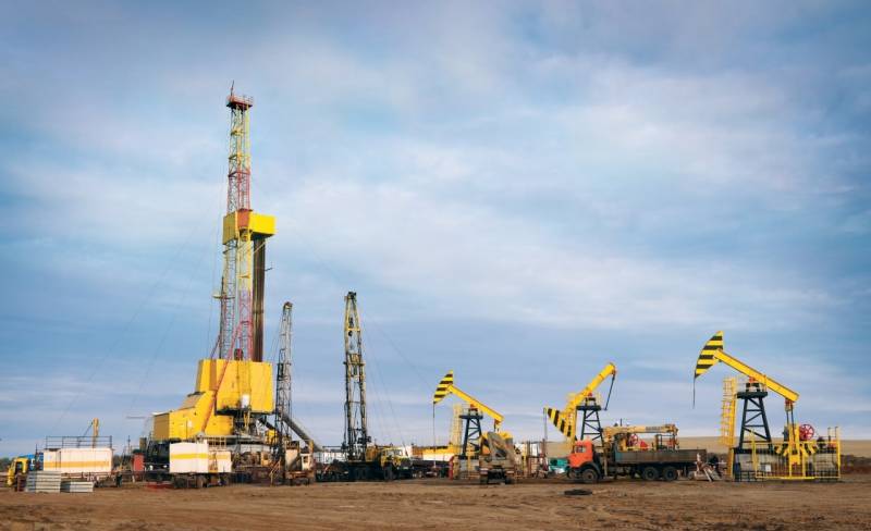 중국 언론: 러시아 석유 가격 상한제 도입은 미국에만 이익