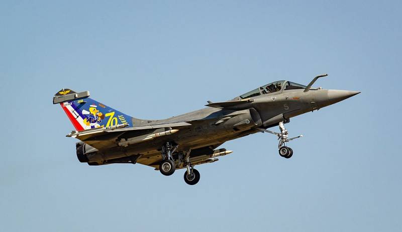 フランス国防省：フランスの戦闘機XNUMX機がリトアニアに駐留