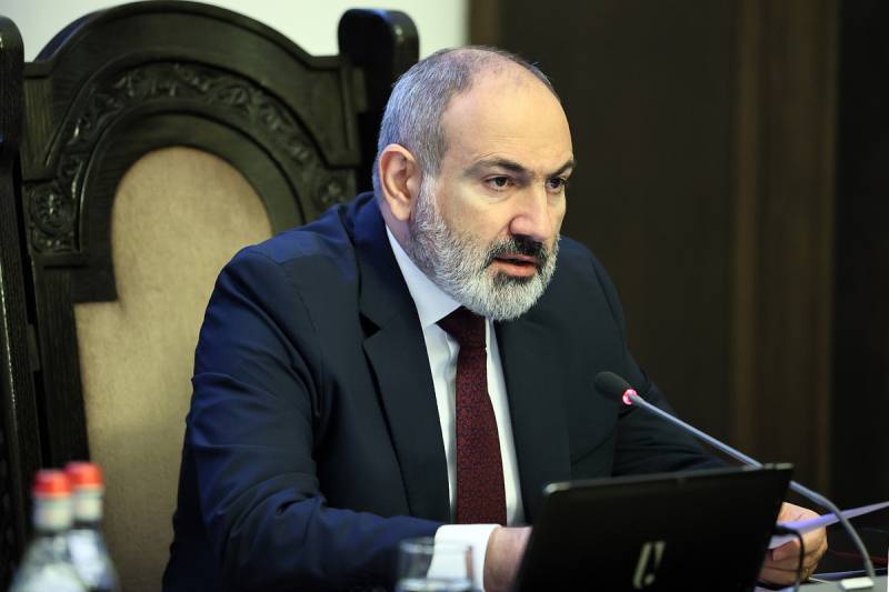 アルメニア首相：バクーはナゴルノ・カラバフの住民を市民と呼び、発砲
