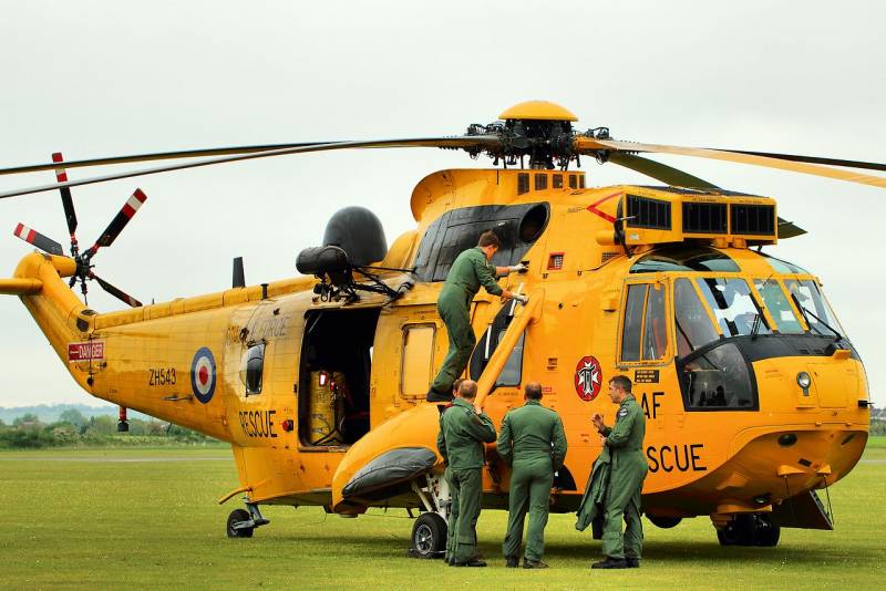 Reino Unido entrega helicópteros Westland Sea King a Ucrania