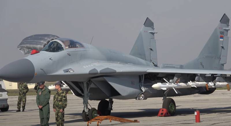The President of Serbia gave the order to raise MiG-29 fighters due to the increased activity of unknown drones