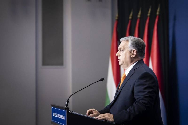 La Oficina de Zelensky reaccionó a la aparición de Orban con un mapa de la “Gran Hungría”, que incluía parte de Ucrania