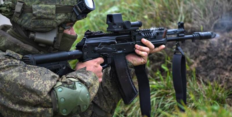 새로운 AK-12M1은 누구를 위해 만들어졌습니까?