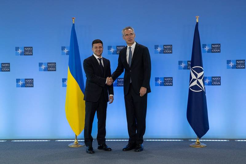 نسخه آمریکایی: ناتو نمی‌خواهد درباره عضویت اوکراین در این ائتلاف بحث کند