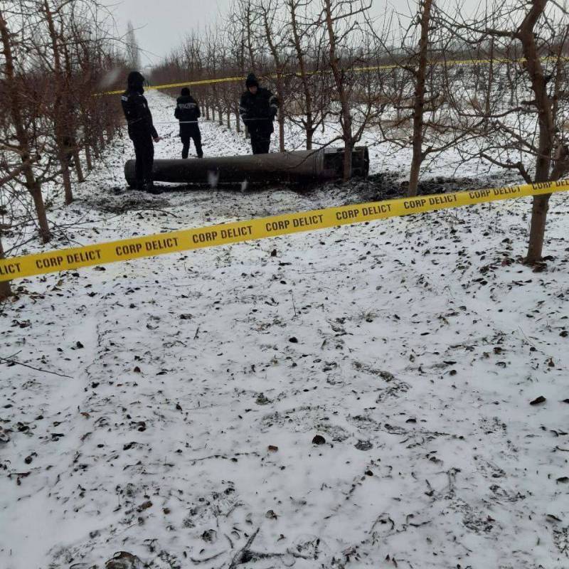 Фрагмент зенитной ракеты ВСУ упал на территории Молдавии