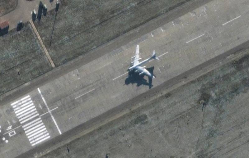 Batılı bir şirketten alınan uydu görüntüleri, Saratov yakınlarındaki havaalanında herhangi bir ciddi hasarın olmadığını doğruluyor.
