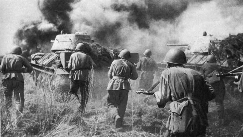 O historiador desmascarou o mito das execuções em massa de soldados em retirada do Exército Vermelho por destacamentos