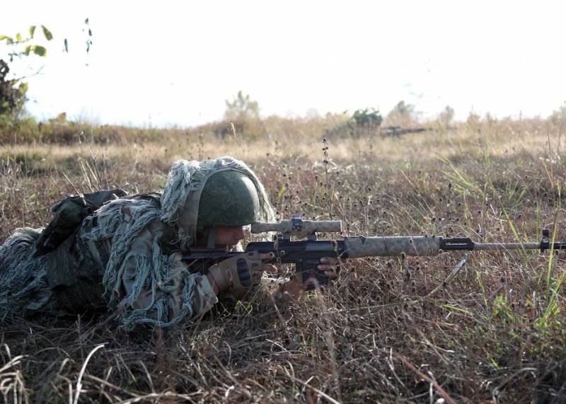 "Karşılıklı yarı kuşatma": askeri komutan Kremennaya bölgesindeki mevcut durum hakkında konuştu