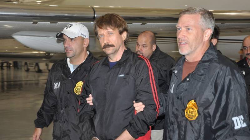 Published the first footage after the release of Viktor Bout and arrival at home