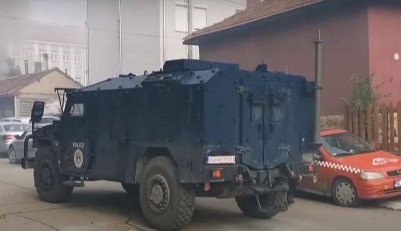 As forças especiais do Kosovo invadiram o território dos municípios sérvios no norte do Kosovo e Metohija