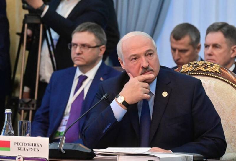 Lukashenko: Länsi aikoi liittyä sotaan Donbasissa vuosina 2021-2022