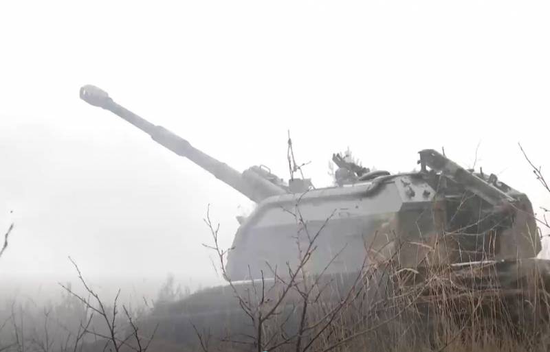 Zaporozhye 지역에서 외국산 MLRS의 임시 위치-국방부