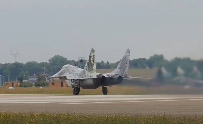 Le chef du ministère slovaque des Affaires étrangères a annoncé que le pays était prêt à transférer des combattants MiG-29 en Ukraine